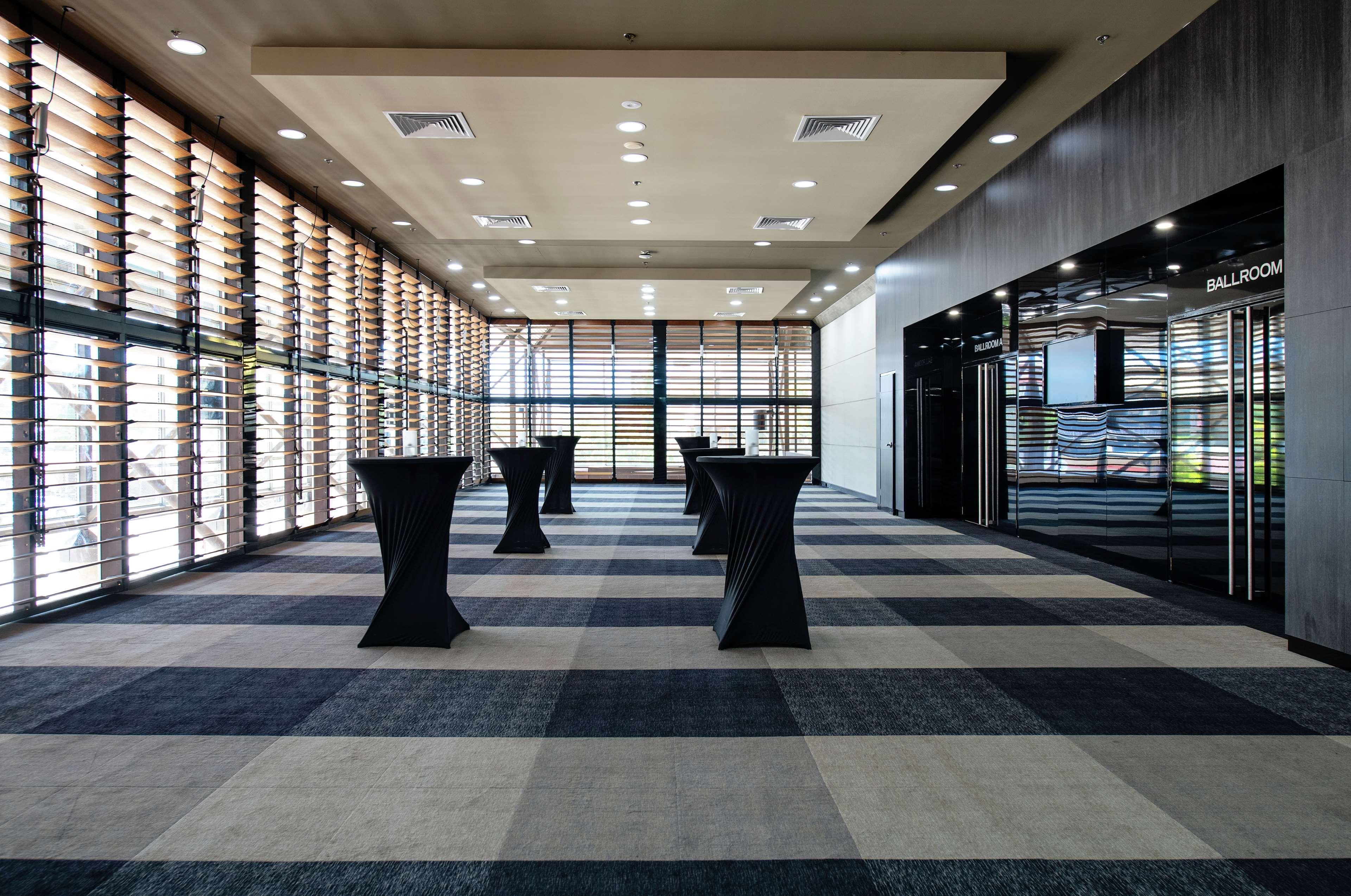 Hilton Garden Inn Даруин Екстериор снимка