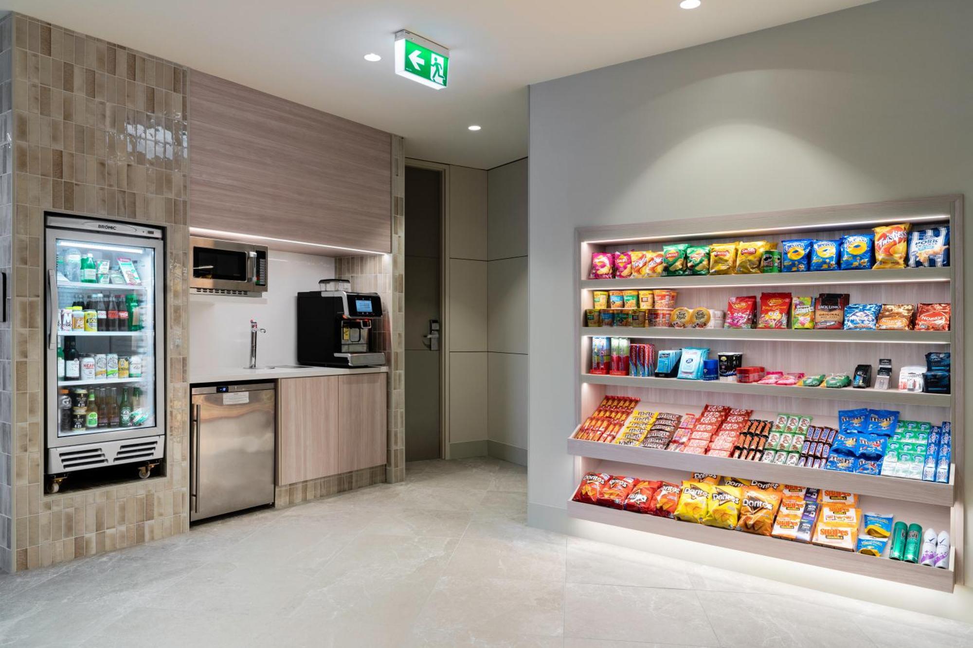 Hilton Garden Inn Даруин Екстериор снимка
