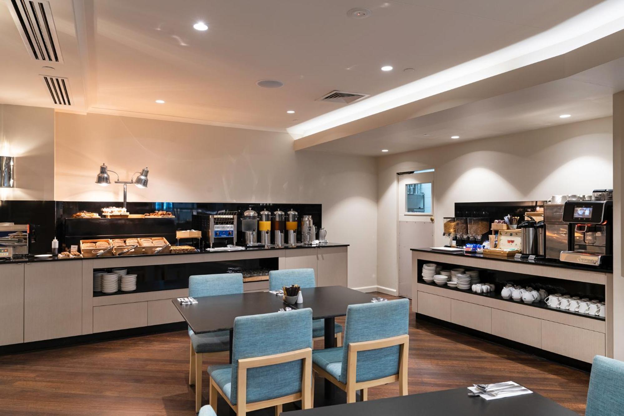 Hilton Garden Inn Даруин Екстериор снимка